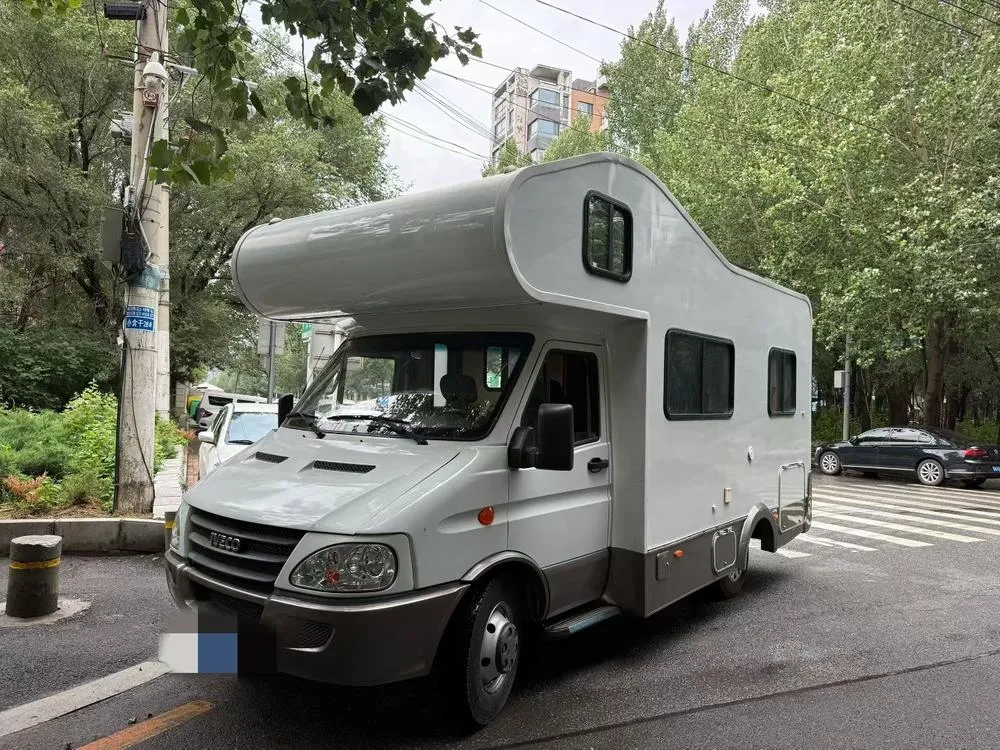 Iveco Baodi 2.8T Manual RWD 6 Seater Edition, 2011 — фото 1