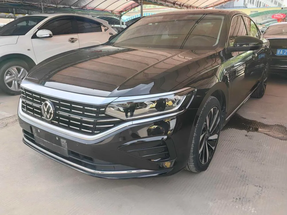 Volkswagen Passat 330TSI Elite Edition, 2022 — фото 1