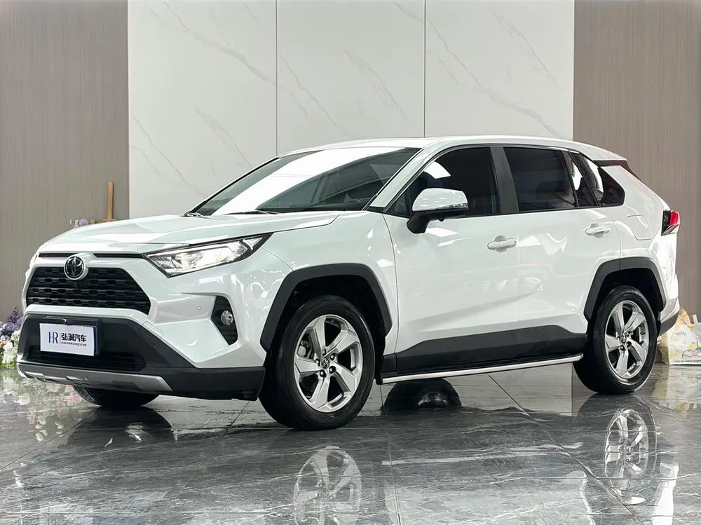 Toyota RAV4 2.0L CVT 2WD Style PLUS Edition, 2022 — фото 1