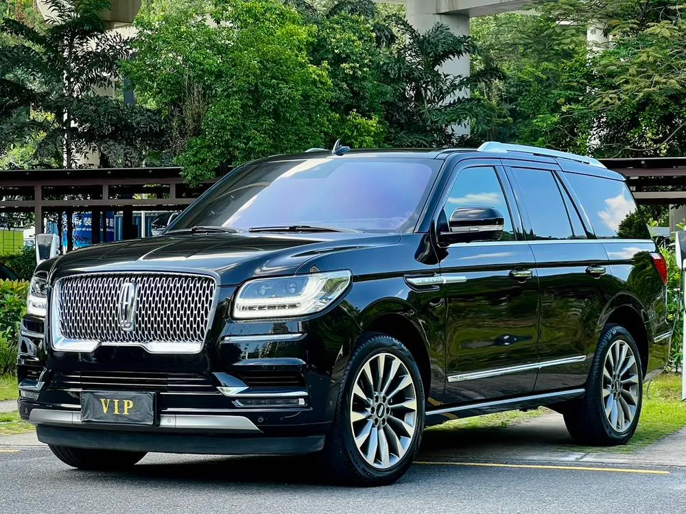 Lincoln Navigator 3.5T Premium Edition, 2020 — фото 1