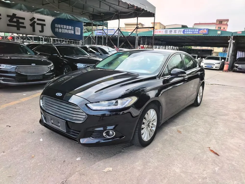 Ford Mondeo 2.0L GTDi200 Fashion Version, 2013 — фото 1