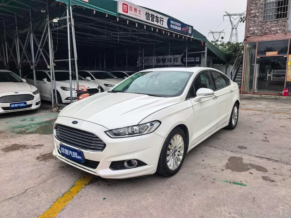 Ford Mondeo 2.0L GTDi200 Fashion Version, 2013 — фото 1