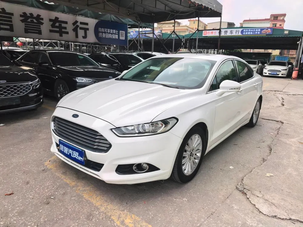 Ford Mondeo 2.0L GTDi200 Fashion Version, 2013 — фото 1