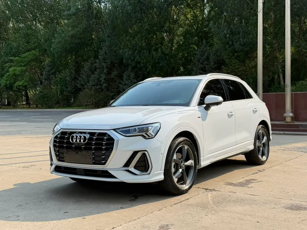 Audi Q3, 2022