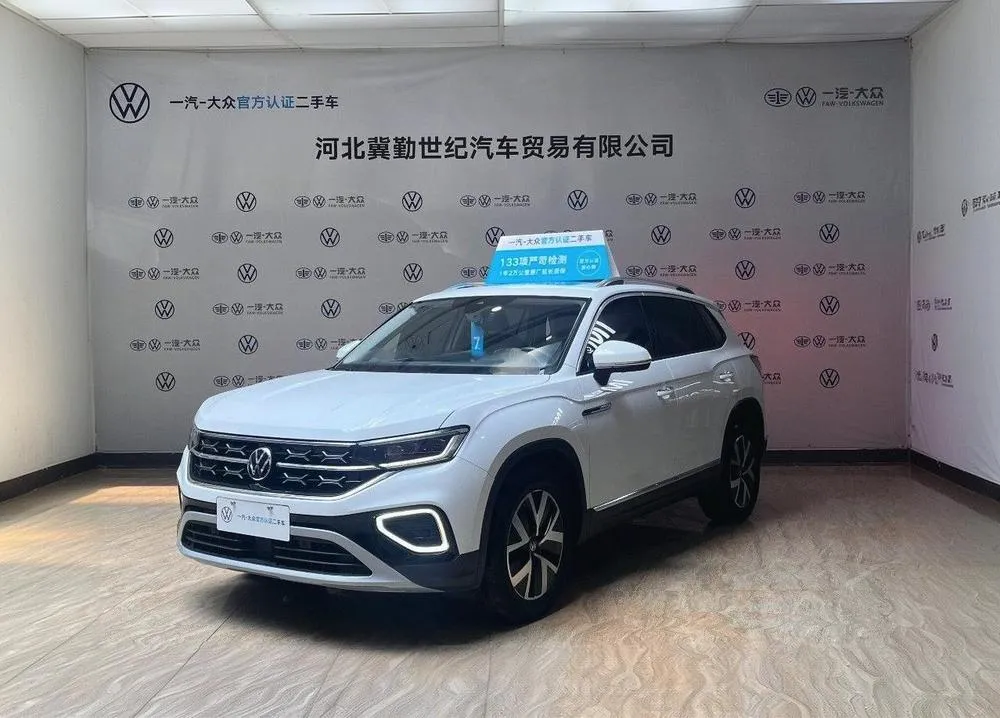 Volkswagen Tayron 300TSI 2WD Luxury Plus Edition, 2024 — фото 1