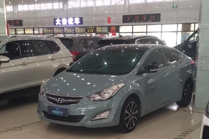 Hyundai Elantra Langdong, 2015