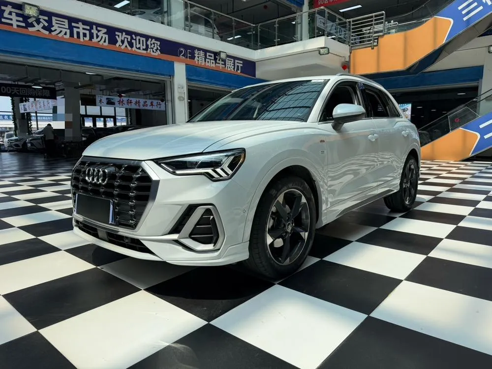 Audi Q3 35 TFSI Fashion Version, 2022 — фото 1