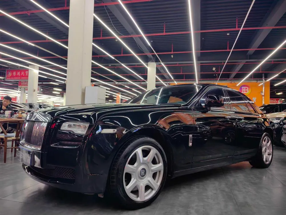 Rolls-Royce Ghost, 2010