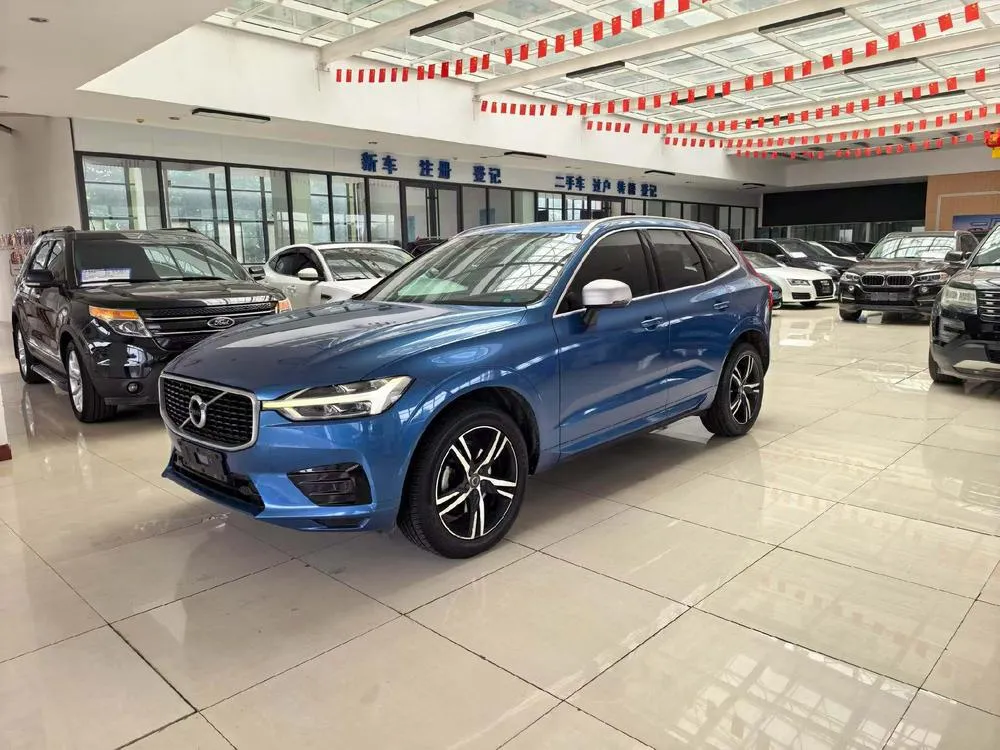 Volvo XC60 T5 4WD Sport Edition CN6, 2019 — фото 1