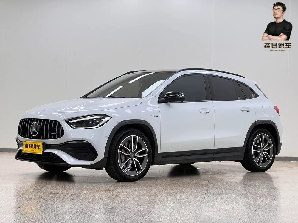 Mercedes-Benz GLA AMG, 2021