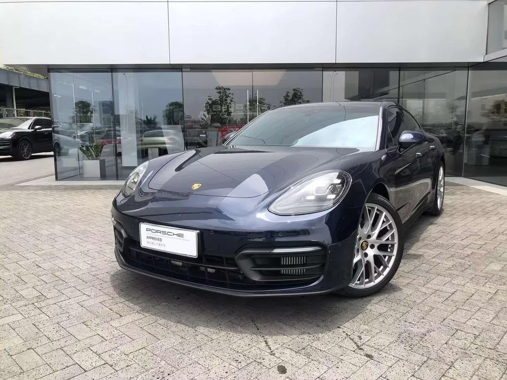 Porsche Panamera, 2023