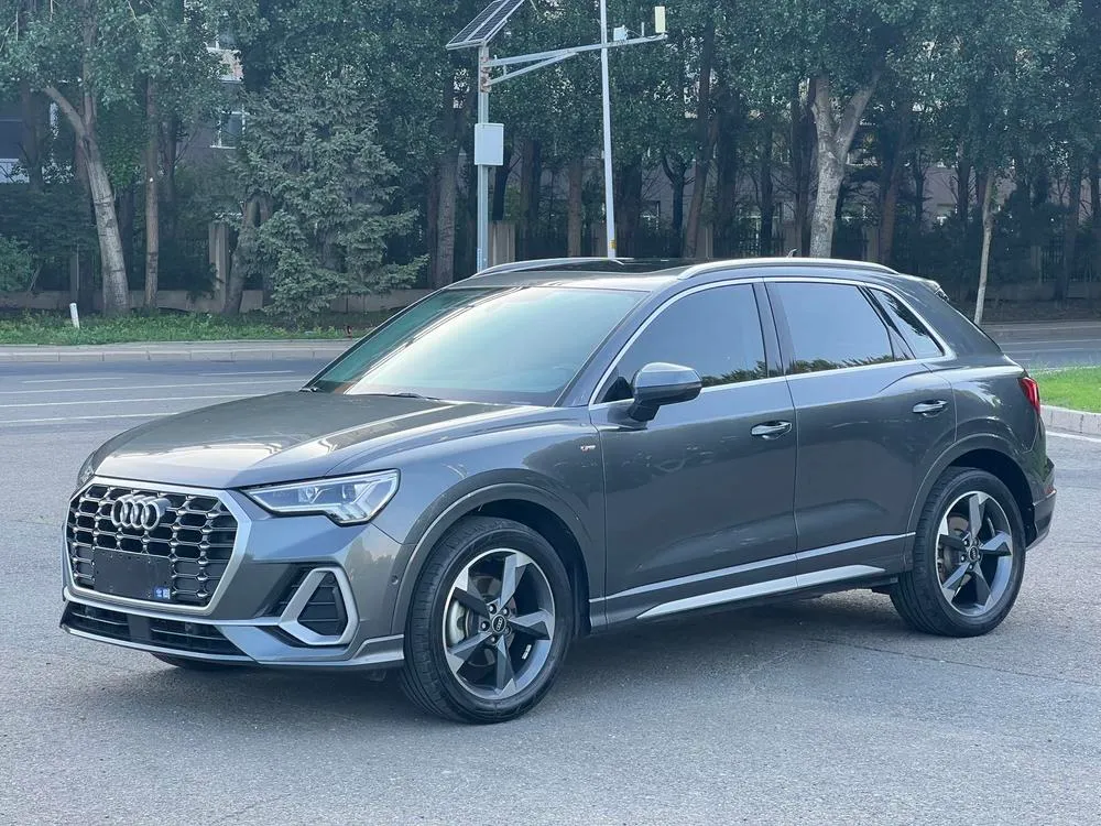 Audi Q3, 2021