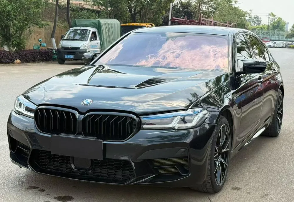 BMW 5-Series, 2019