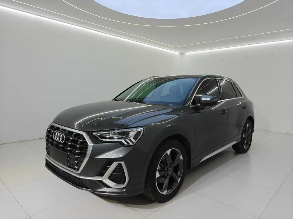 Audi Q3, 2022