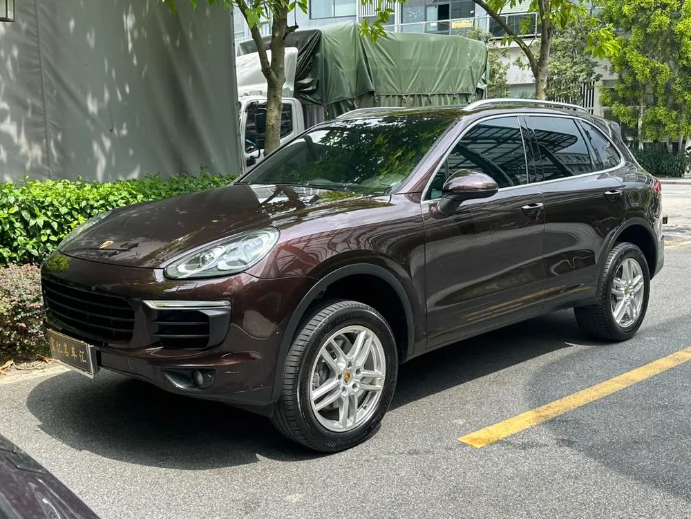 Porsche Cayenne Cayenne Platinum Edition 3.0T, 2016 — фото 1