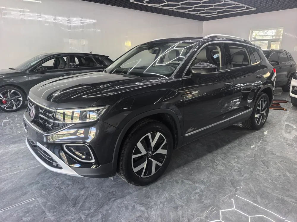 Volkswagen Tayron 280TSI 2WD Luxury Plus Edition, 2023 — фото 1