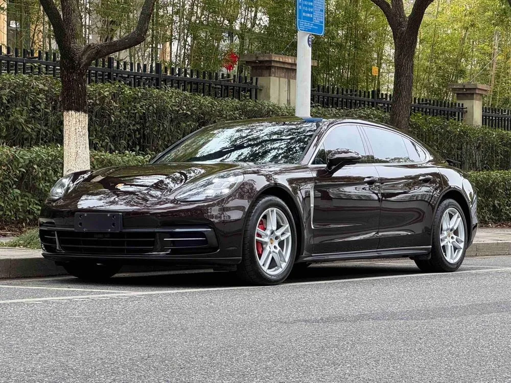 Porsche Panamera, 2017