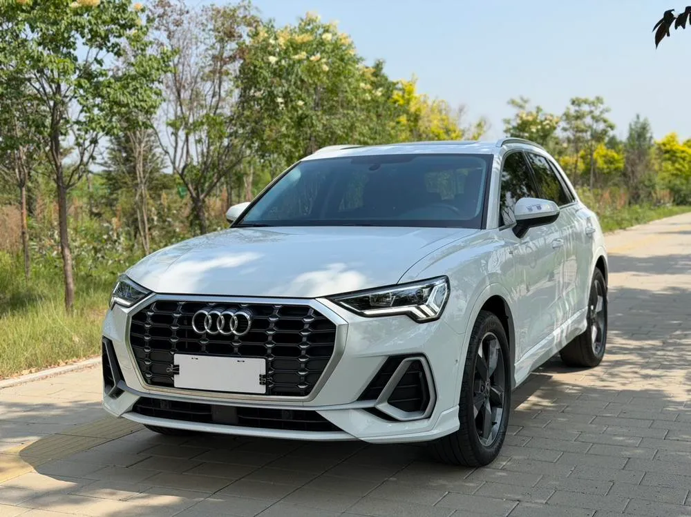Audi Q3 35 TFSI Fashion Version, 2022 — фото 1