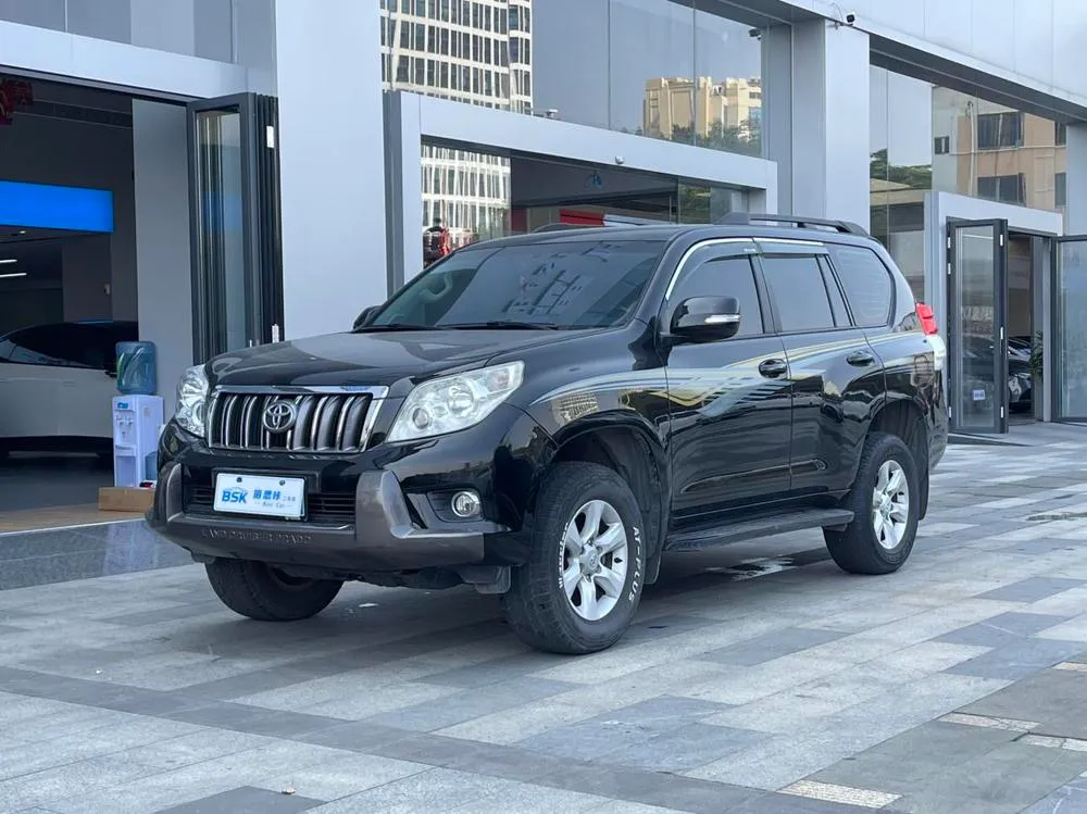 Toyota Prado (Import) 2.7T Auto 4WD 7 Seater Parallel Import, 2010 — фото 1