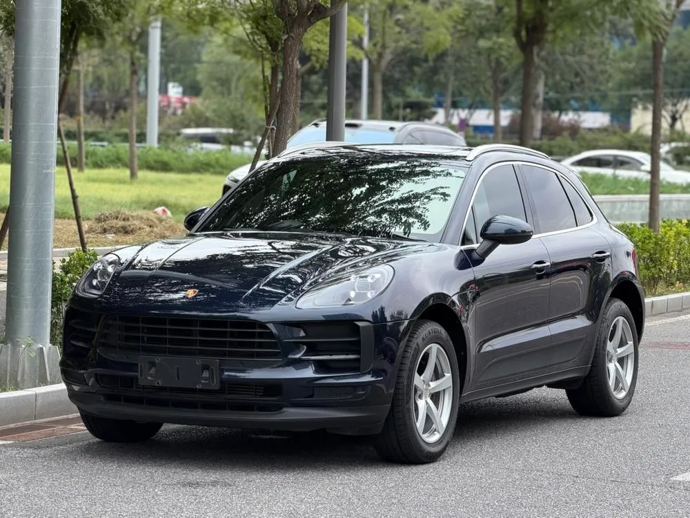 Porsche Macan, 2021
