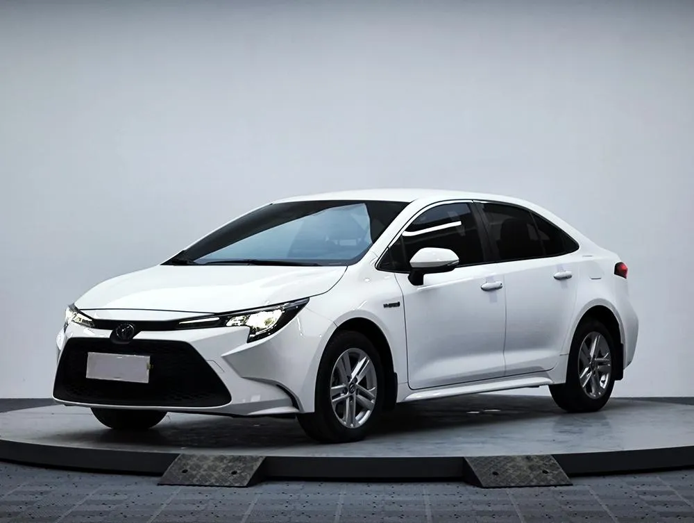 Toyota Levin Dual Engine 1.8H E-CVT Leading Edition, 2022 — фото 1