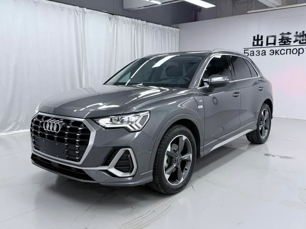 Audi Q3, 2022