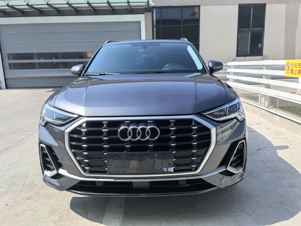Audi Q3 35 TFSI Fashion Version, 2022 — фото 1