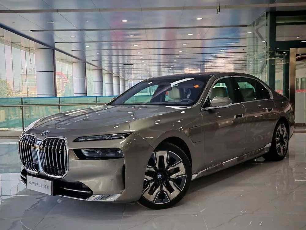 BMW i7, 2023