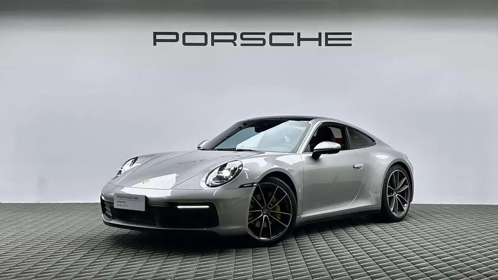 Porsche 911, 2023