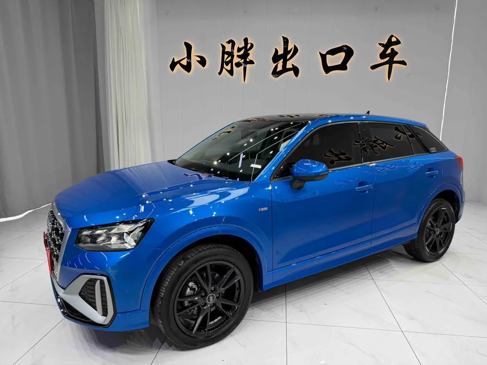 Audi Q2L 35 TFSI Version, 2022 — фото 1