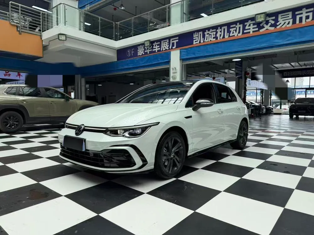 Volkswagen Golf 280TSI DSG R-Line, 2022 — фото 1