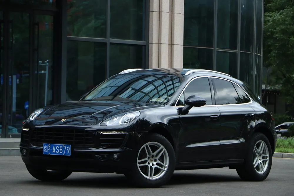 Porsche Macan, 2014