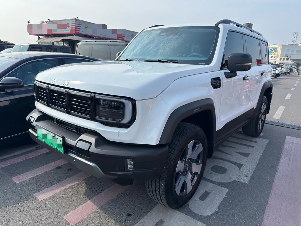 Beijing Off-Road BJ40 EREV, 2025