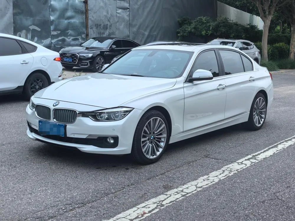 BMW 3-Series, 2019