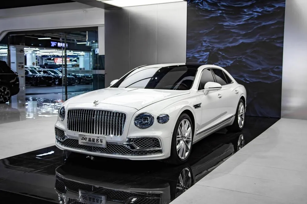 Bentley Flying Spur, 2020