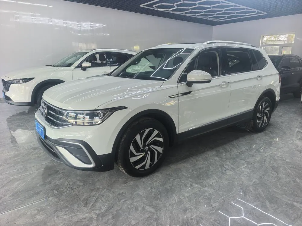 Volkswagen Tiguan L, 2023