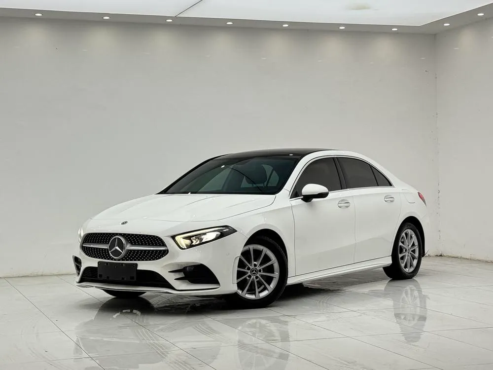 Mercedes-Benz A-Class Facelift A 200 L, 2019 — фото 1