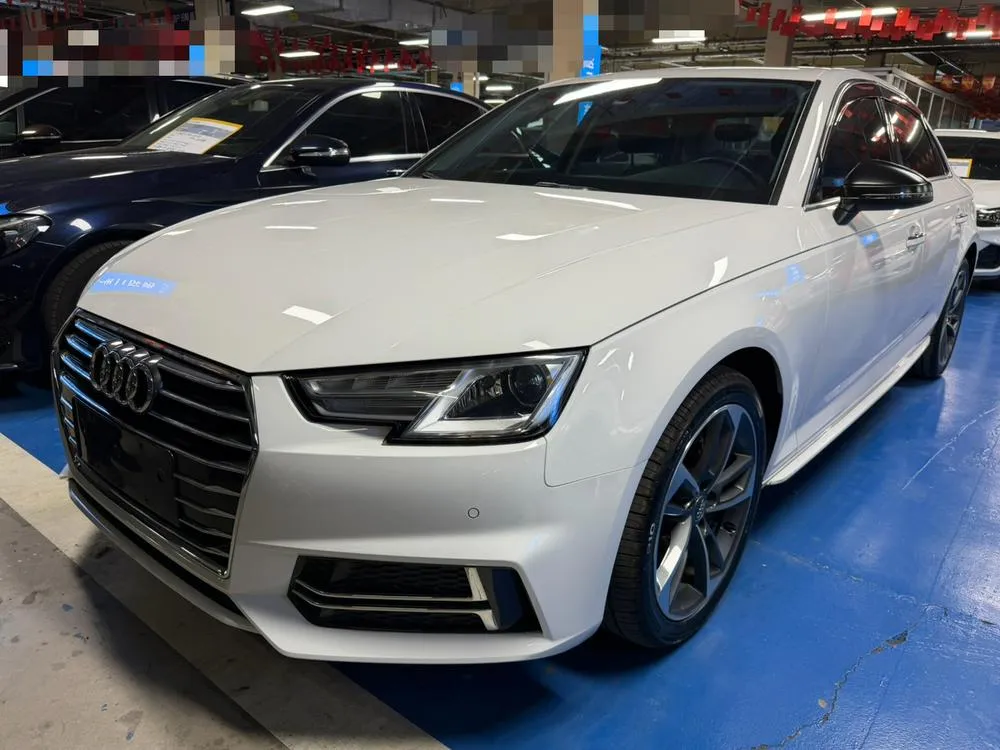 Audi A4L, 2018