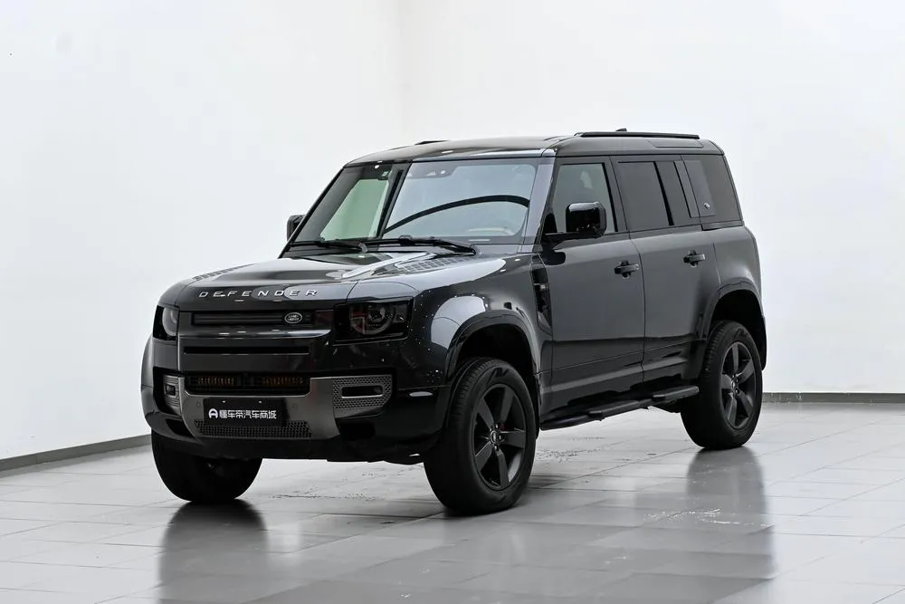 Land Rover Defender, 2024
