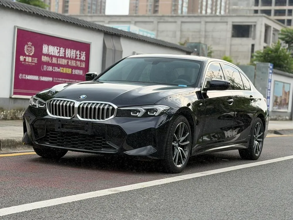 BMW 3-Series, 2023
