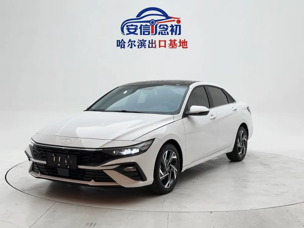 Hyundai Elantra, 2023