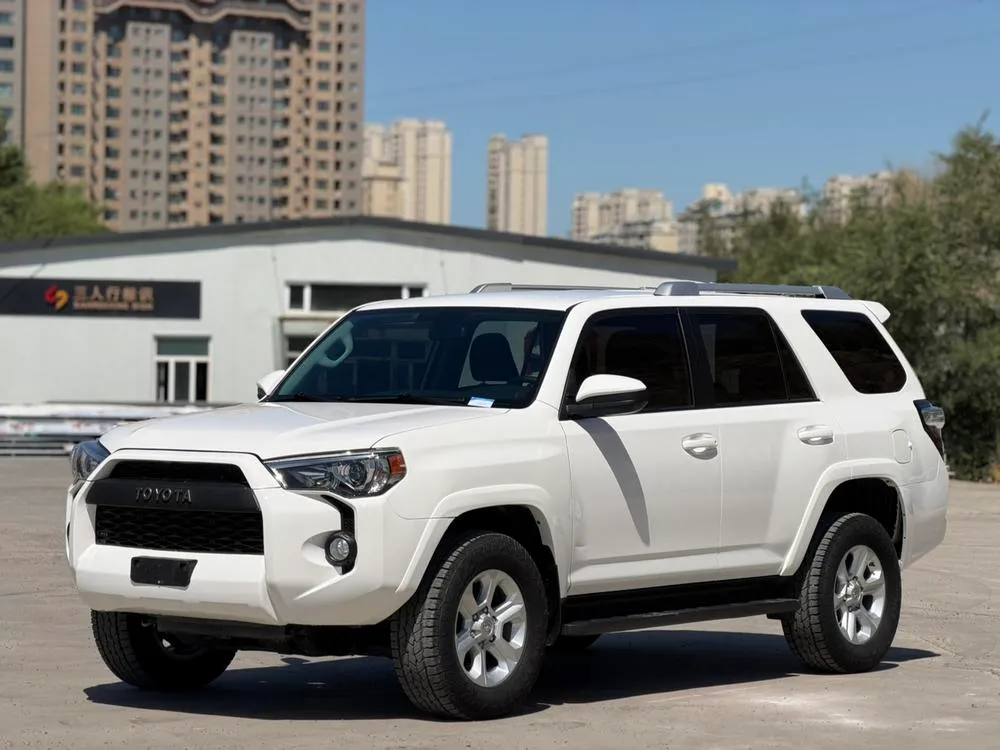 Toyota 4Runner, 2016