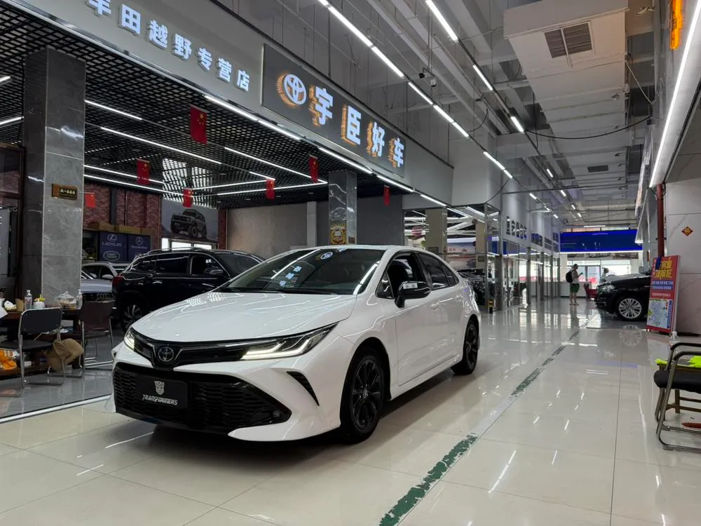 Toyota Corolla 1.5L CVT GR SPORT Sport Edition, 2021 — фото 1