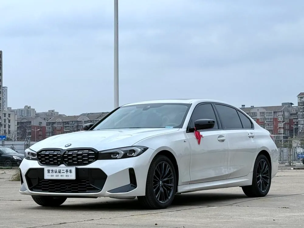 BMW 3-Series, 2023