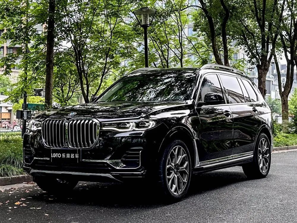 BMW X7, 2022