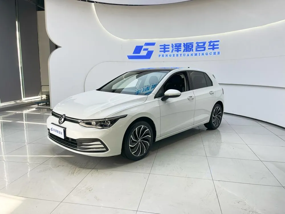 Volkswagen Golf, 2021