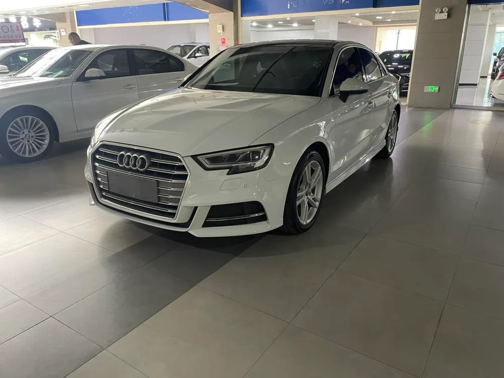 Audi A3 Limousine 35 TFSI Fashion Version CN6, 2020 — фото 1