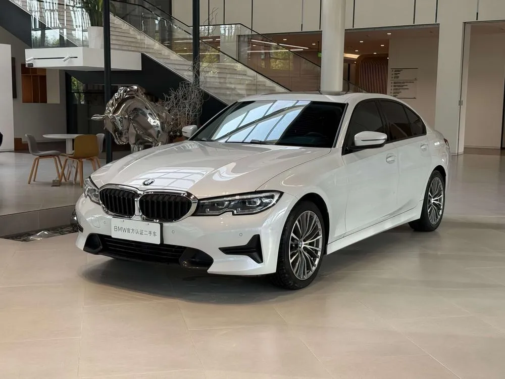 BMW 3-Series, 2021