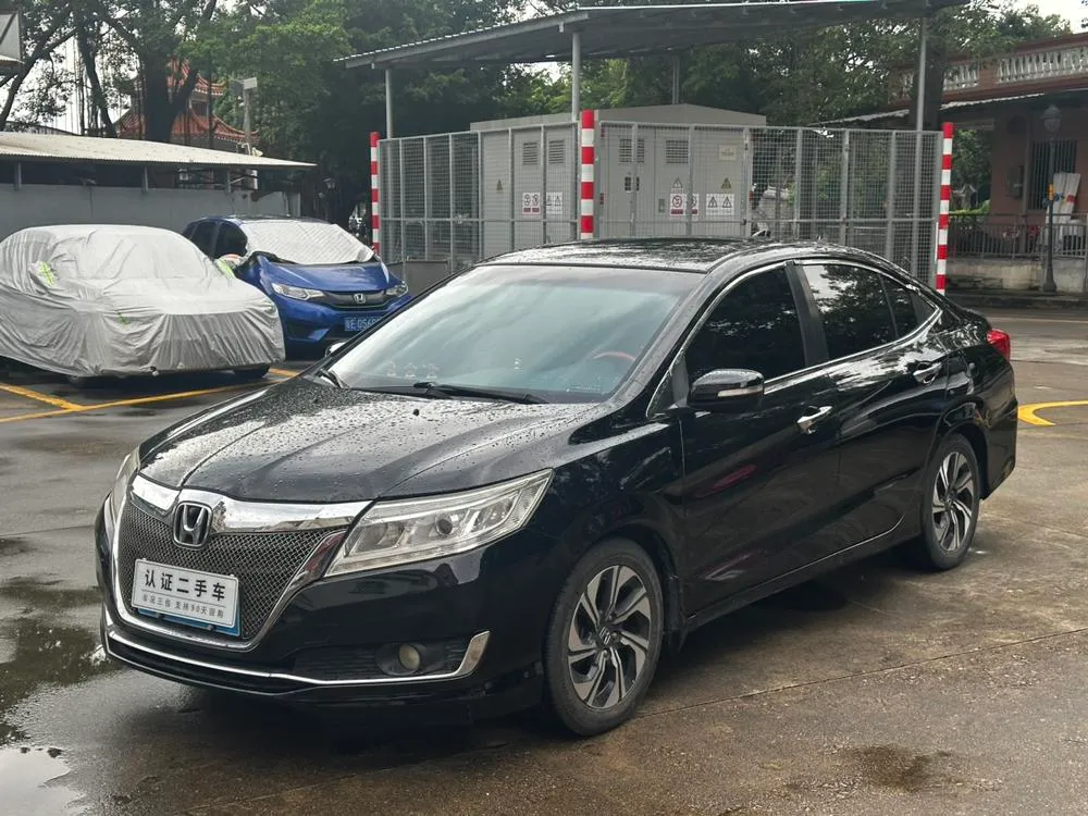 Honda Crider 1.8L CVT Luxury Edition, 2016 — фото 1