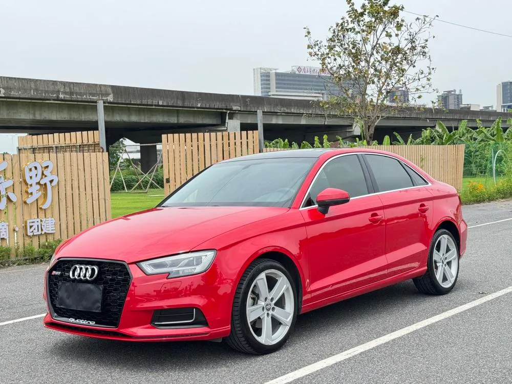 Audi A3 Limousine 35 TFSI Style Version CN6, 2019 — фото 1